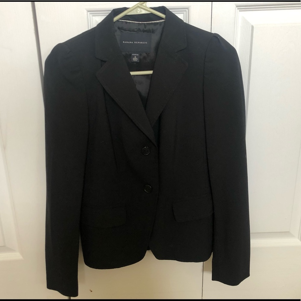 Banana Republic size 0 black suit jacket